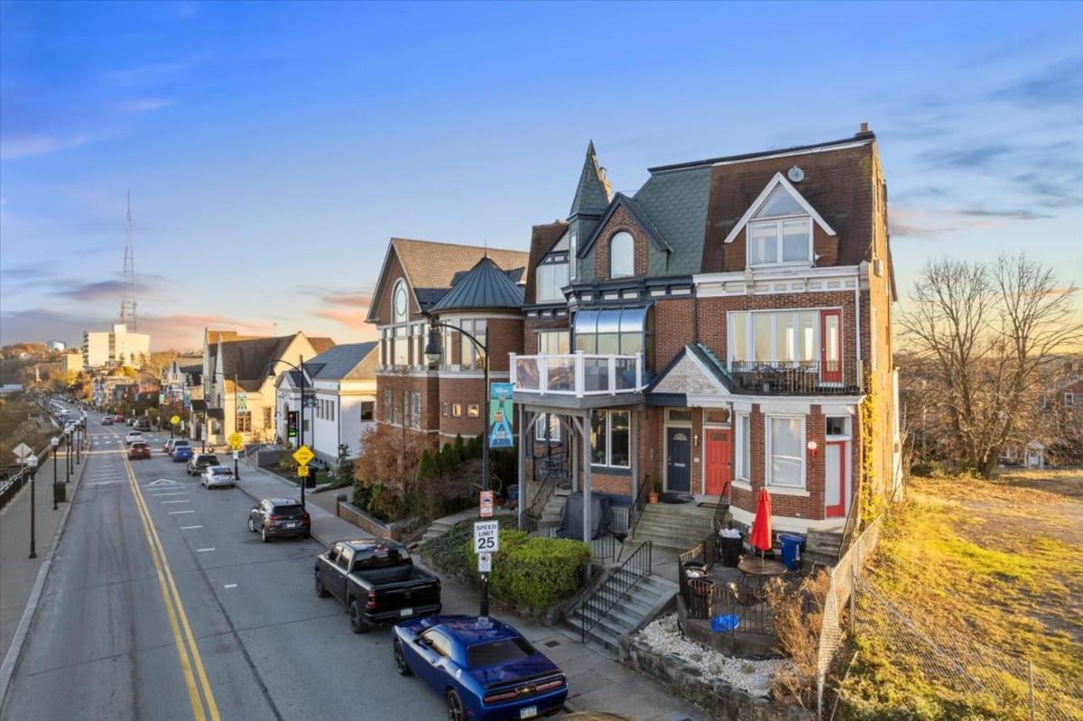 Skyline At Your Door - Studio With A View Pittsburgh Exterior photo